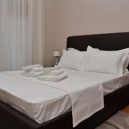 Friendly Flat 3 Edessa