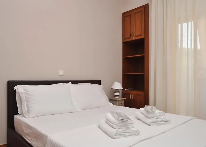 Friendly Flat 3 * 埃泽萨